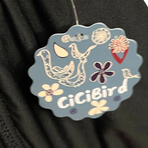 Cicibird Black Ruffle Bikini Swim Top, Size M, NWT - Picture 6 of 8